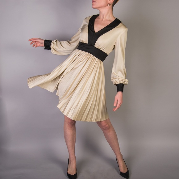 Vintage Dresses & Skirts - Vintage Champagne Dress